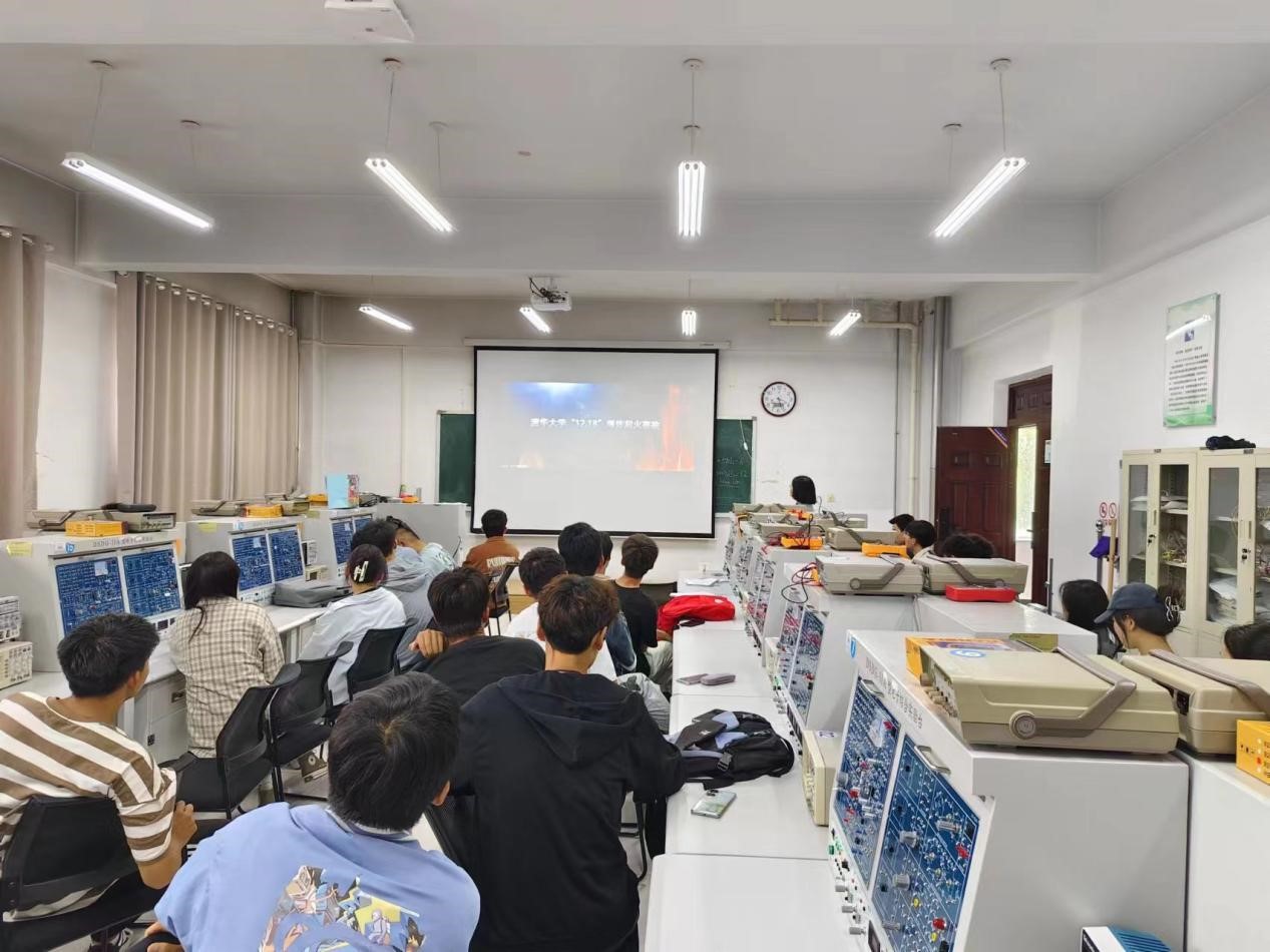 2db02870165e4841826a251a549737cd.jpg 2db02870165e4841826a251a549737cd.jpg