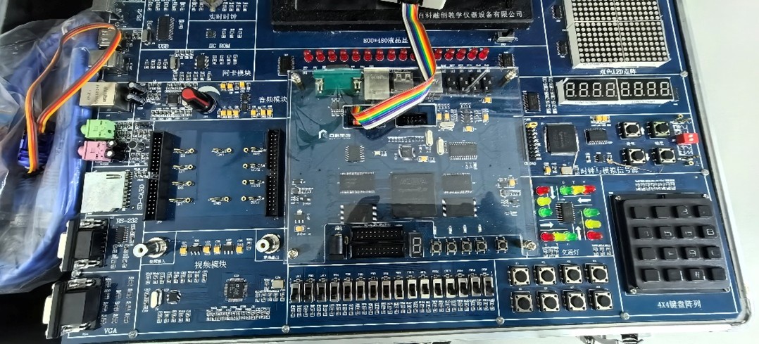 b8e1ce7280db45509caf1bd6dae6bd43.jpg b8e1ce7280db45509caf1bd6dae6bd43.jpg